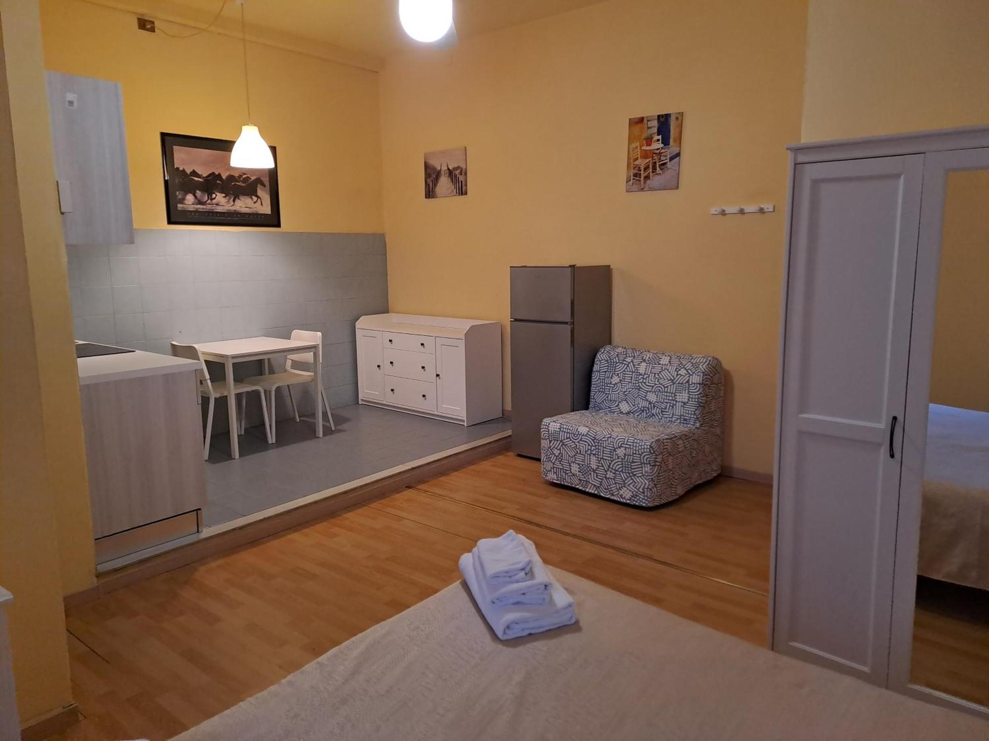 Giappone Inn Flat Livorno Eksteriør bilde